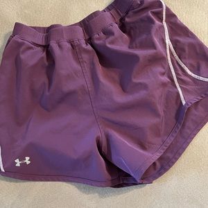 Under Armour women’s Small Purple Lined Athletic Shorts